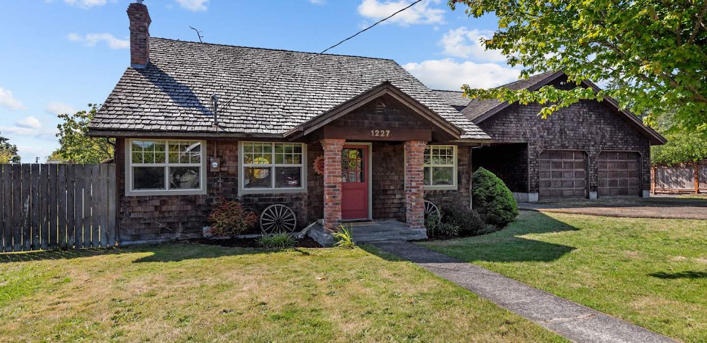 House with garden