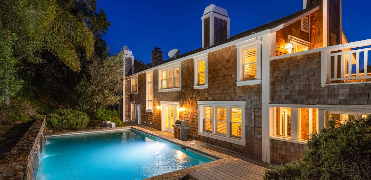 House with pool